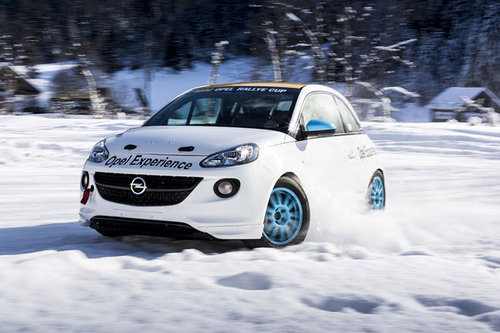 Opel Insignia 4x4 und Adam Cup Winter Training