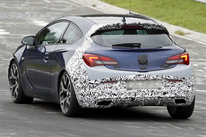 ERWISCHT: Opel Astra GTC OPC 