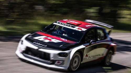 Comeback nach über 30 Jahren Der Lancia Ypsilon Rally2 HF Integrale wird 2026 in der WRC an den Start gehen