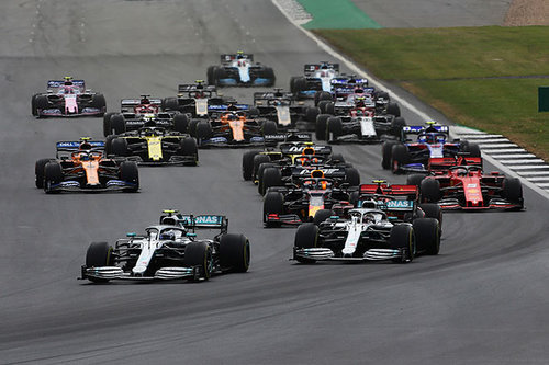 Eine Reise zu einem Formel 1 Rennen planen