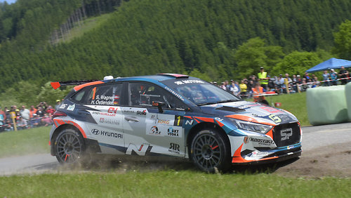ET König Rallye: Nach SP2