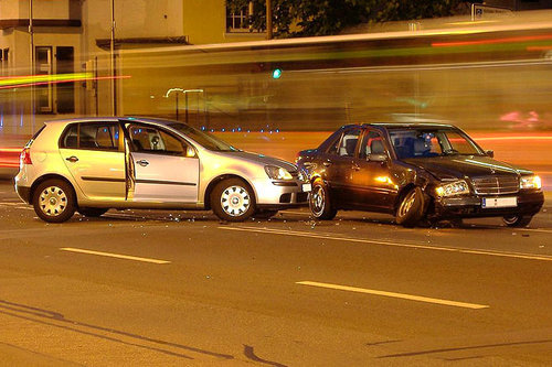 Ratgeber: richtiges Vorgehen bei einem Autounfall
