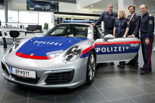 Vorsicht: Polizei fährt ab sofort Porsche 911 Porsche 911 Polizei 2017