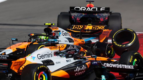 F1 Austin: Sprint Max Verstappen führt, dahinter verunfallen die beiden McLaren