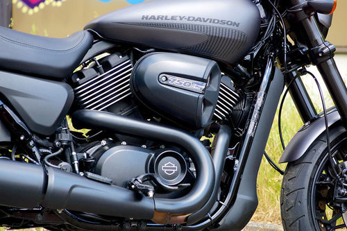 MOTORRAD | Harley-Davidson Street Rod - erster Test | 2017 Harley-Davidson Street Rod 2017
