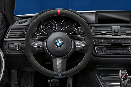AUTOWELT | BMW auf der Essen Motor Show | 2016 BMW M Cockpit