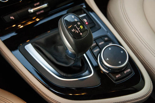 AUTOWELT | BMW 218d Gran Tourer Luxury Line Aut. - im Test | 2015 