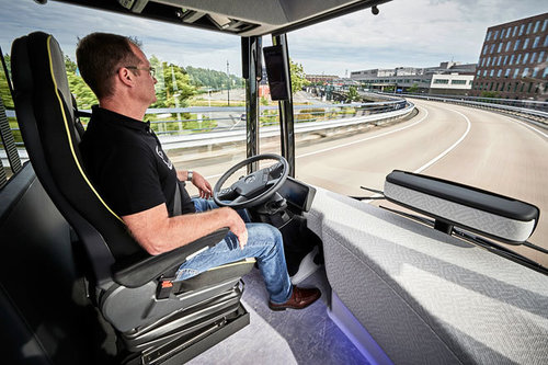 AUTOWELT | Mercedes "Future Bus": autonome Testfart | 2016 Mercedes Future Bus 2016