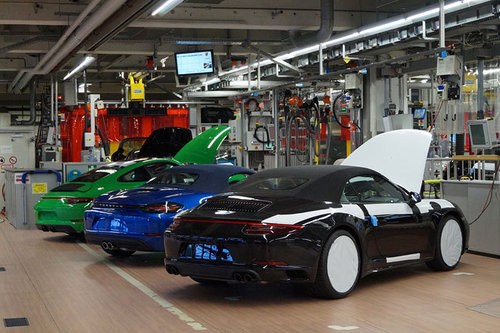 AUTOWELT | Einmillionster Porsche 911 produziert | 2017 Porsche 911 2017