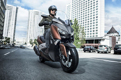 Groß-Roller: Yamaha X-Max 300 Yamaha X-Max 300 2016