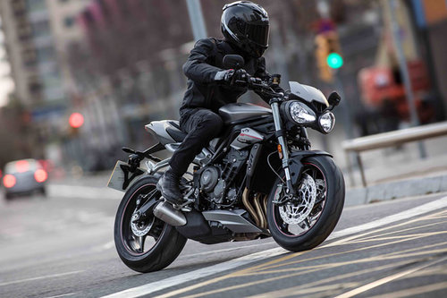 Aktualisiert: Triumph Speed Triple Triumph Speed Triple RS 2017