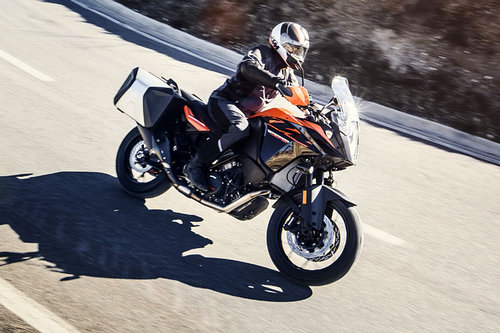 KTM: neues "Lifetime" Mobilitäts-Service KTM 1090 Adventure 2017