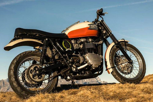 Triumph Scrambler von Brad Pitt wird versteigert