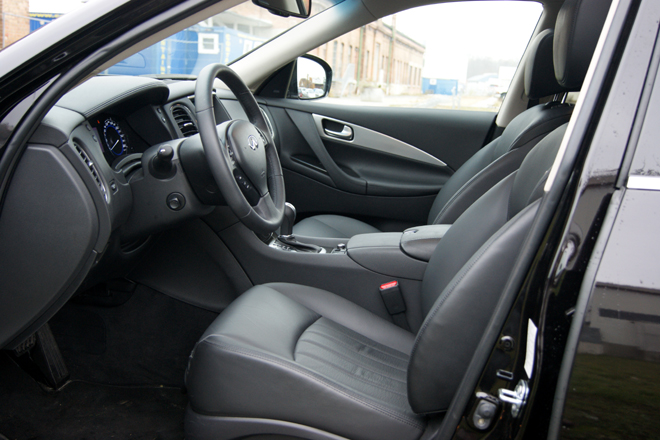 Infiniti EX30d 3.0 V6 � im Test 