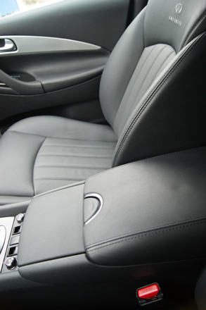 Infiniti EX30d 3.0 V6 � im Test 