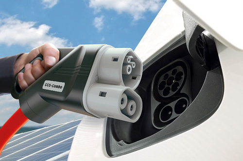 BMW, Daimler, Ford, VW: Schnell-Ladenetz für Europa CCS Gleichstrom Ladestecker