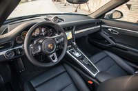  Porsche 911 Carrera 2016