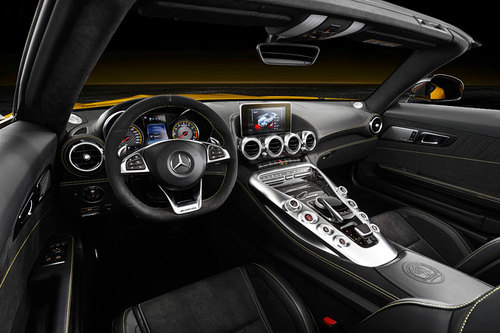  Mercedes-AMG GT S Roadster