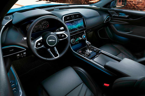  Jaguar XE 2019