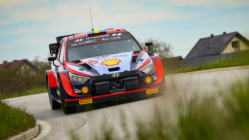 WRC Portugal: Sordo mit neuem Chassis nach Feuerunfall Hyundai baut für Dani Sordos Portugal-Einsatz ein neues WRC-Chassis