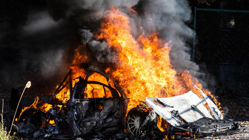 Feuer bei Dani Sordo bleibt ein Rätsel Der brennende Hyundai von Dani Sordo bei der Rallye Japan 2022