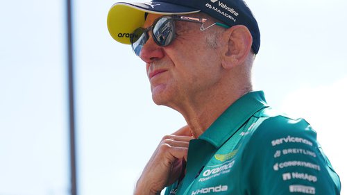 Adrian Newey über Upgrade & Alonso-Verbleib Adrian Newey hat mit Aston Martin eine schwierige Zeit