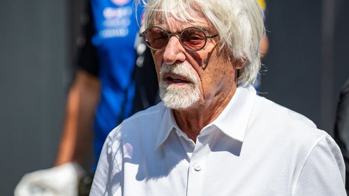 Schrotflinte im Gepäck Bernie Ecclestone schreibt wieder einmal Schlagzeilen