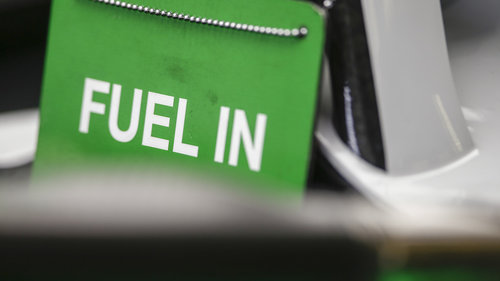 F1 schon 2023 mit reinem E-Fuel-Kraftstoff Die Formel 1 setzt das nächste Zeichen für die Umwelt