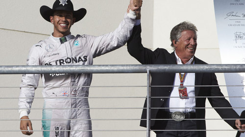Mario Andretti kritisiert Hamiltons BLM-Engagement Lewis Hamilton und Mario Andretti beim Grand Prix der USA in Texas 2014