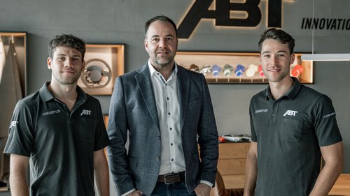 Abt enthüllt DTM-Pläne 2023 Abt-Teamchef Thomas Biermaier und sein Fahrerduo Feller und Kelvin van der Linde