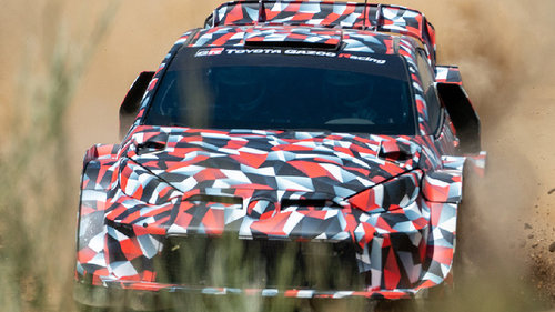 FIA gibt Details zum Hybrid-Einsatz bekannt Testauto von Toyota für das Rally1-Reglement der WRC 2022