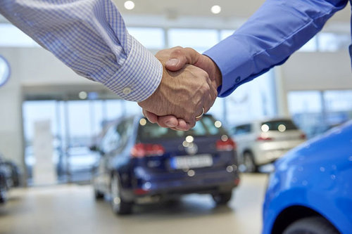Sieben Tipps für den (Gebraucht-)Autokauf 