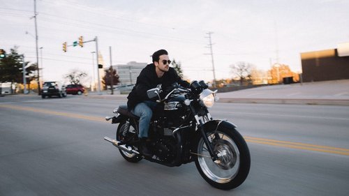 Es kommt niemals aus der Mode: Das Motorrad 