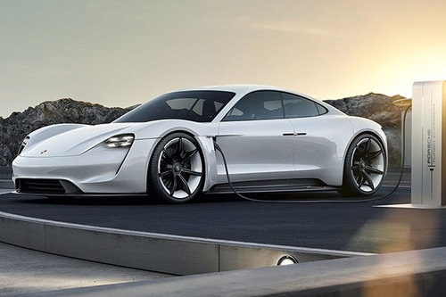 Elektro-Sportler von Porsche heißt Taycan 