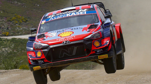 Ott Tänak bleibt trotz Unfall positiv Ott Tänak im Hyundai i20 WRC bei der Rallye Portugal