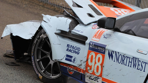 Top 10 der größten Dramen in Le Mans - Platz 10 Crash: Pedro Lamy, Paul Dalla Lana, Mathias Lauda (Aston Martin Vantage) bei den 24h Le Mans 2015