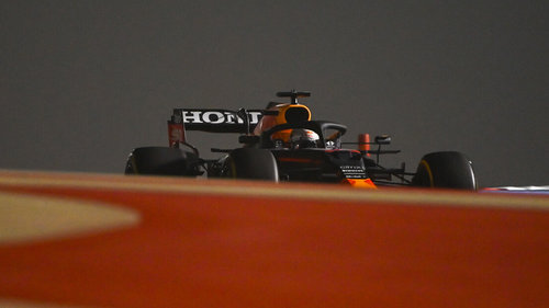 Testfahrt Bahrain: Helmut Marko ist begeistert Red Bull wagt sich noch nicht so recht in die Favoritenstellung