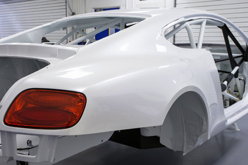 Bentley Continental GT3 vor der Rennreife 