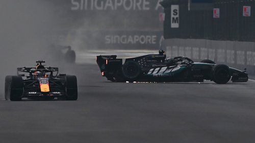 Wilder Singapur-Sprint George Russell crasht, Max Verstappen fährt vorbei