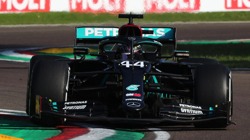 Imola: Mercedes feiert Hamilton-Sieg und WM-Titel Lewis Hamilton krallt sich in Imola den nächsten Sieg
