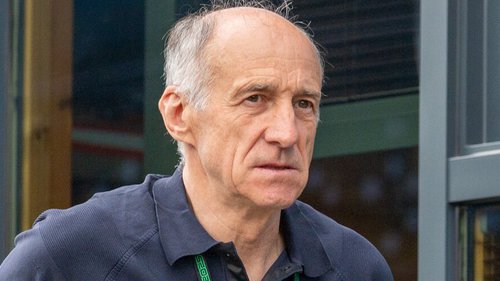 Wegen Franz Tost Franz Tost war viele Jahre Teamchef in der Formel 1