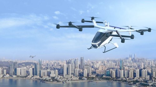 Suzuki glaubt an Drohnen und fliegende Autos 