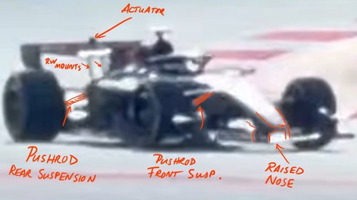 Geheimtest von Audi Der Audi R26 bei Testfahrten auf dem Circuit de Barcelona-Catalunya