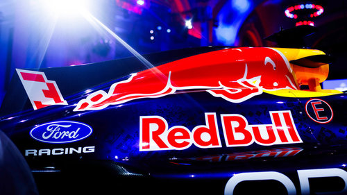In Erinnerung an Dietrich Mateschitz Red-Bull war beim Launch 2026 in Detroit in Gedanken bei Dietrich Mateschitz