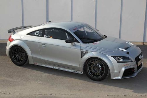 Rennsport-Studie: Audi präsentiert TT GT4 