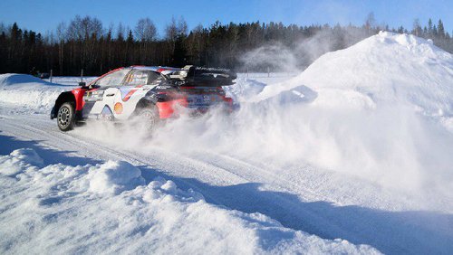 Schnee-Chaos stoppt Vorbereitung Schnee behinderte den Test von Thierry Neuville (Symbolbild)