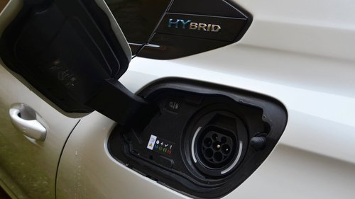 Studie: Plug-in-Hybride ein Öko-Problem 