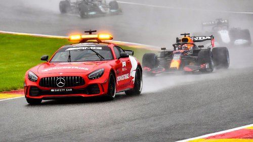 Formel 1 denkt über Regeländerungen nach Zwei Runden hinter dem Safety-Car reichten, um das Rennen zu werten