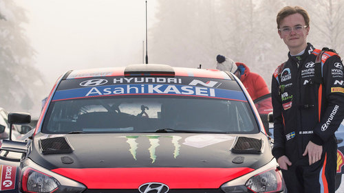Oliver Solberg wieder im Hyundai i20 Coupe WRC Bei der Arktis-Rallye gab Oliver Solberg im Februar ein starkes WRC-Debüt