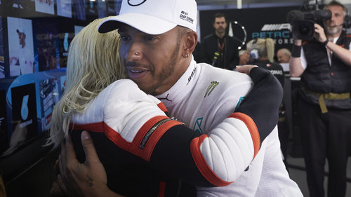 Lewis Hamilton verrät: Rap-Stimme in Aguilera-Popsong bin ich! Christina Aguilera und Lewis Hamilton beim Grand Prix in Baku 2018